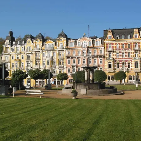 Готель Orea Palace Zvon
