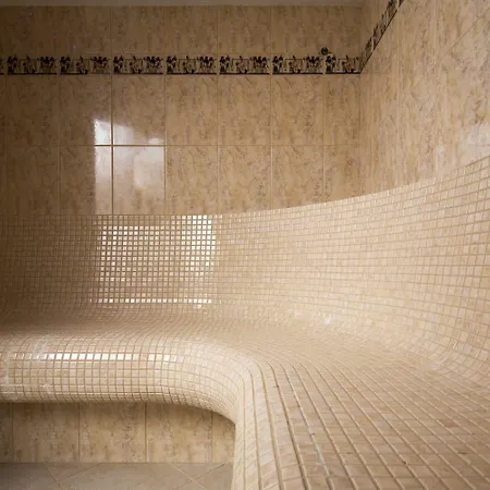 Orea Palace Zvon ホテル マリアーンスケー・ラーズニェ