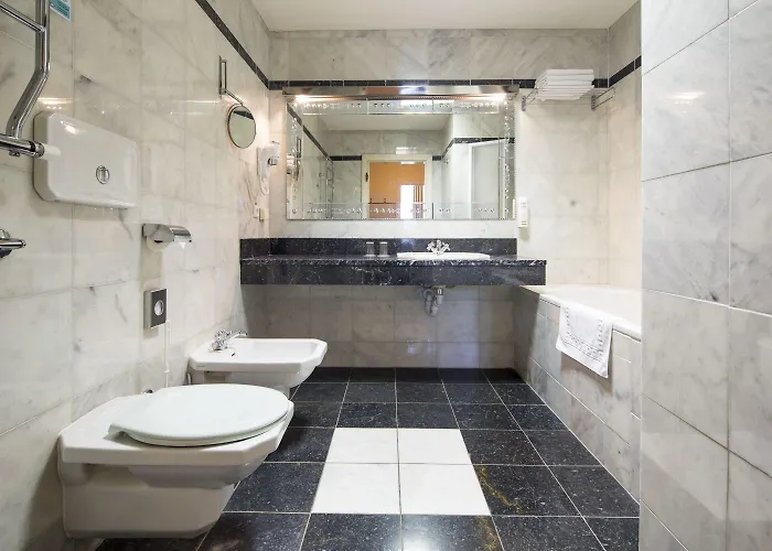 ホテル Orea Palace Zvon マリアーンスケー・ラーズニェ